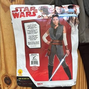 Rubie’s Star Wars Rey adult costume